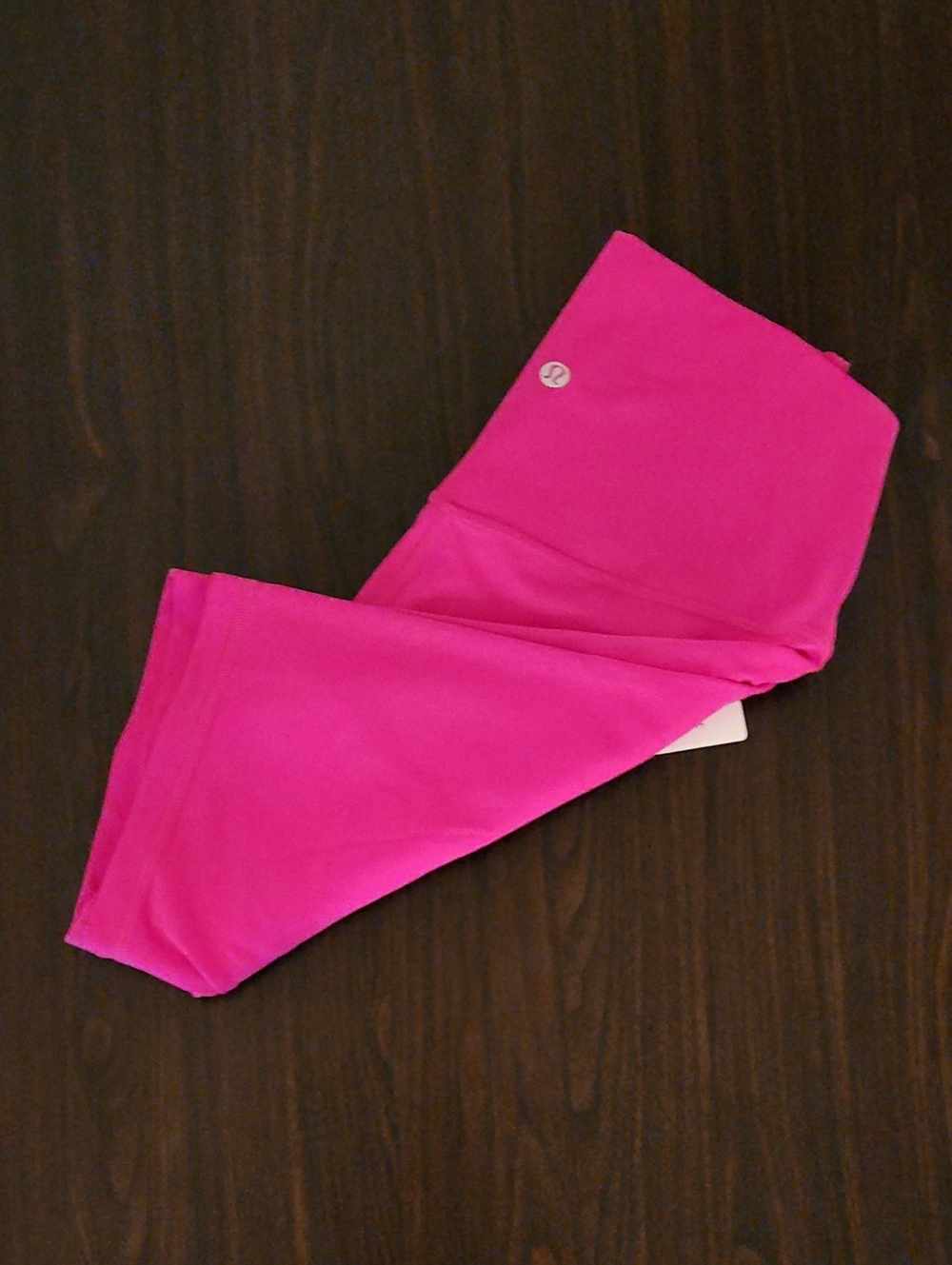 Align Shorts 8" - Picture 4 of 11
